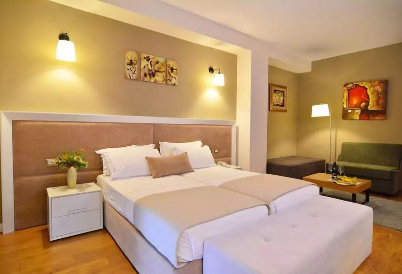 Sandy Beach Resort