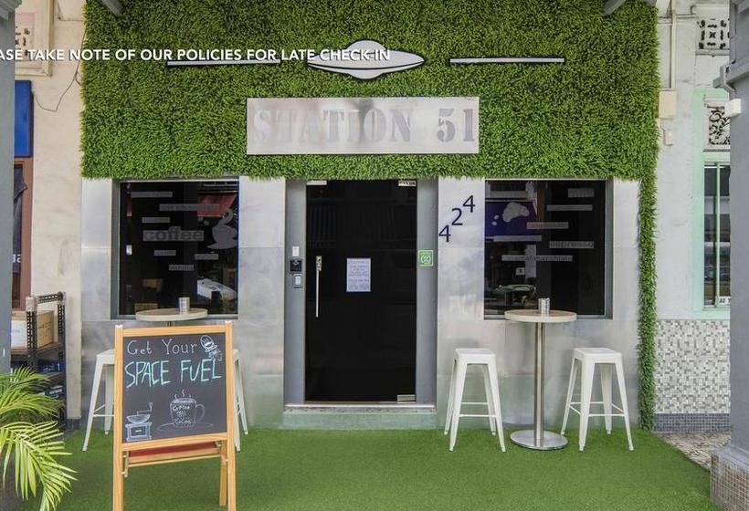 Zen Hostel Race Course Rd