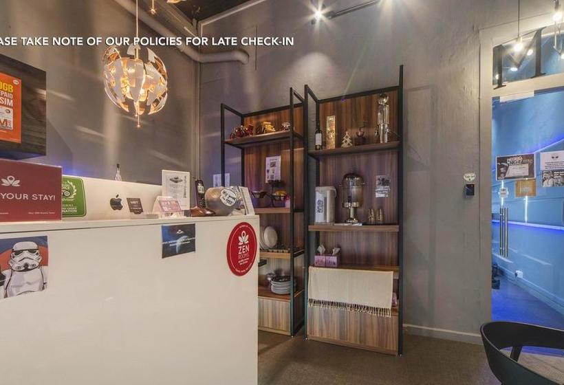 Zen Hostel Race Course Rd