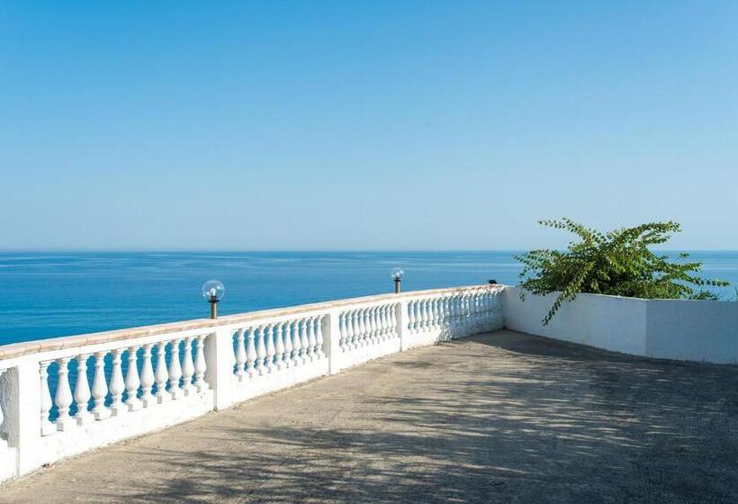 تختخواب و صبحانه Two Room Apartment With Swimming Pool And Breakfast Included 2 Km From Tropea