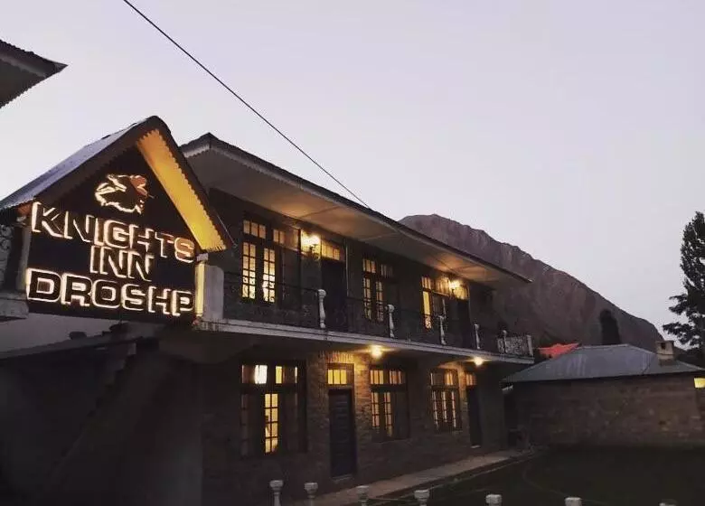 هتل Knights Inn Droshp