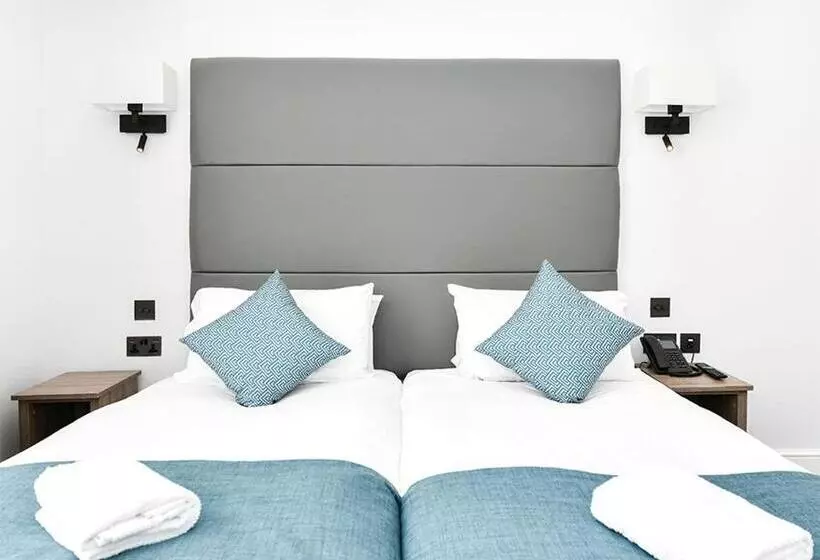 ホテル The Chapter   The J Hyde Park