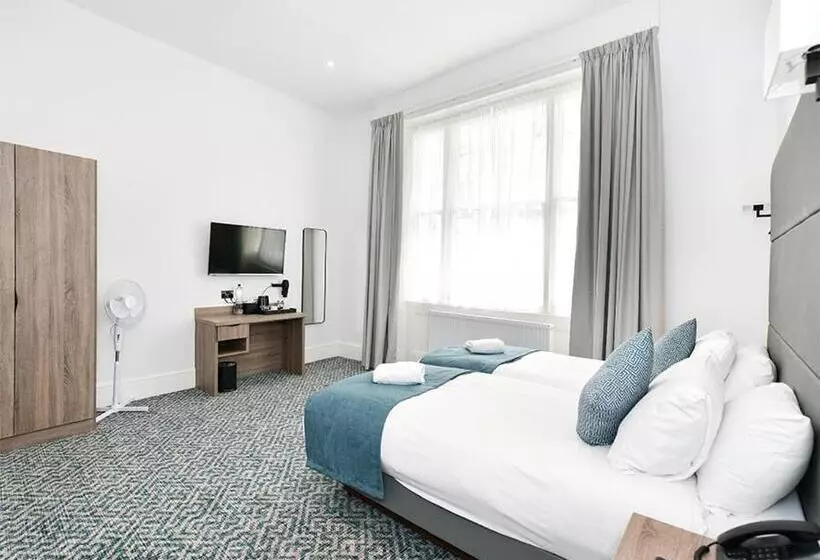 ホテル The Chapter   The J Hyde Park