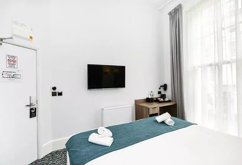 ホテル The Chapter   The J Hyde Park