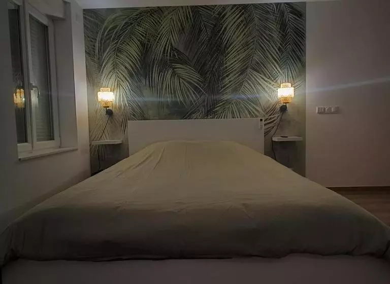 L Escale Châtillonnaise   L Explorateur