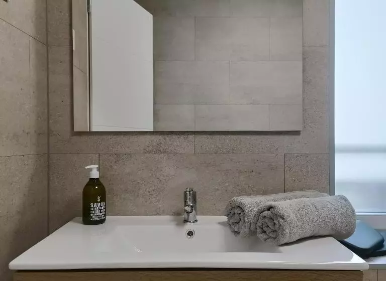 L Escale Châtillonnaise   L Explorateur