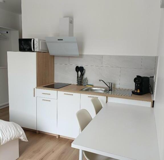 L Escale Châtillonnaise L Explorateur