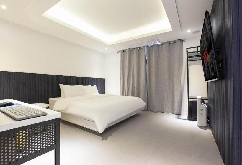 מוטל 호텔 1가