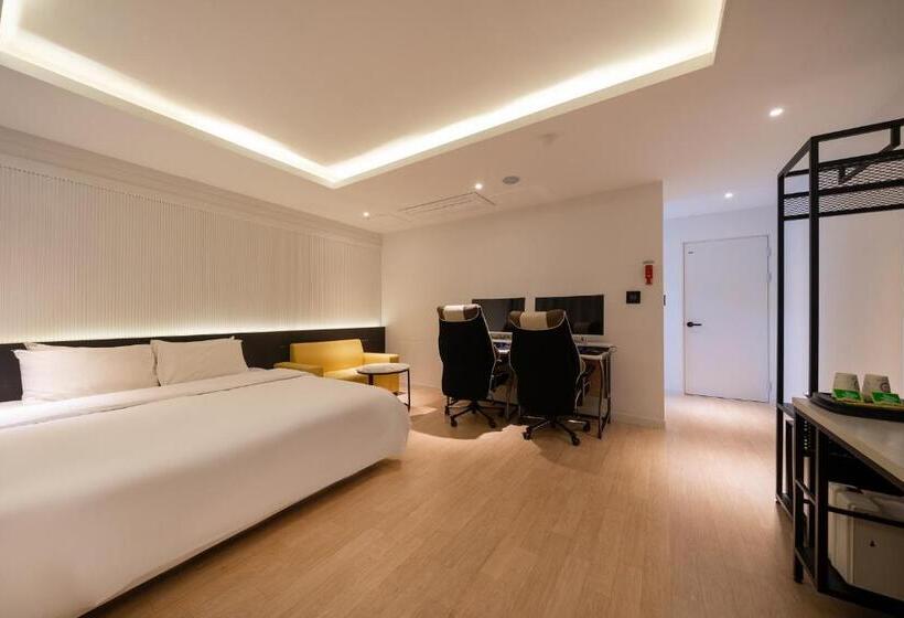 מוטל 호텔 1가