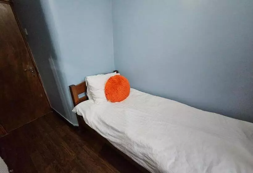 Majatalo Affordable Rooms With Kitchen Near Station Overnight Free Parking 6pm To 8am