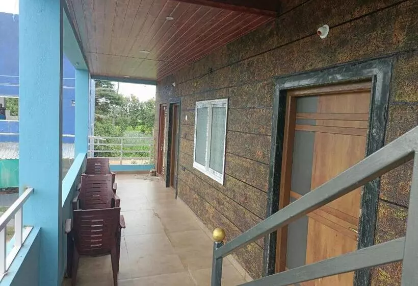 ペンション Hampi Travellers Guest House