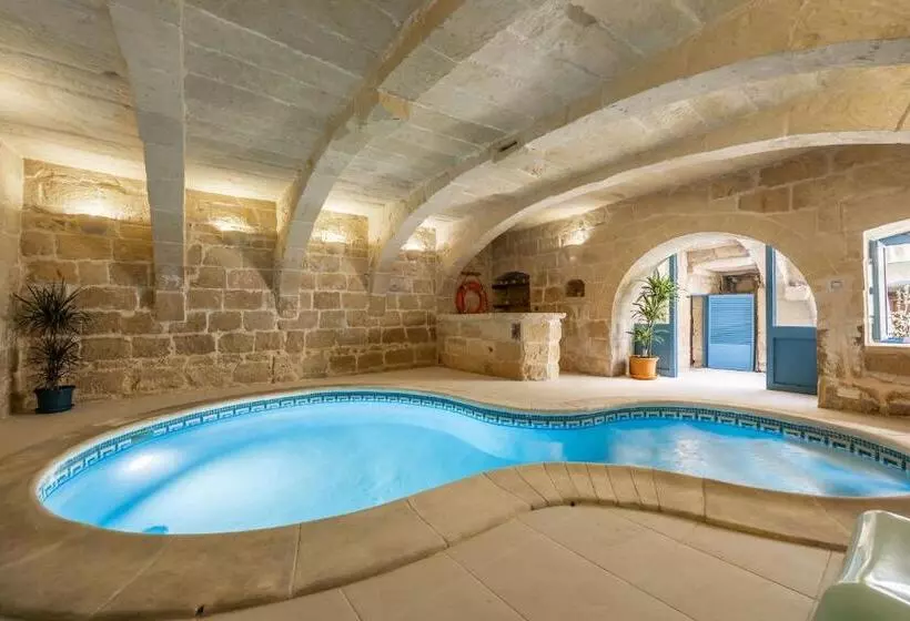 پانسیون Levander Suite 1 At Tan Neputi By Solea