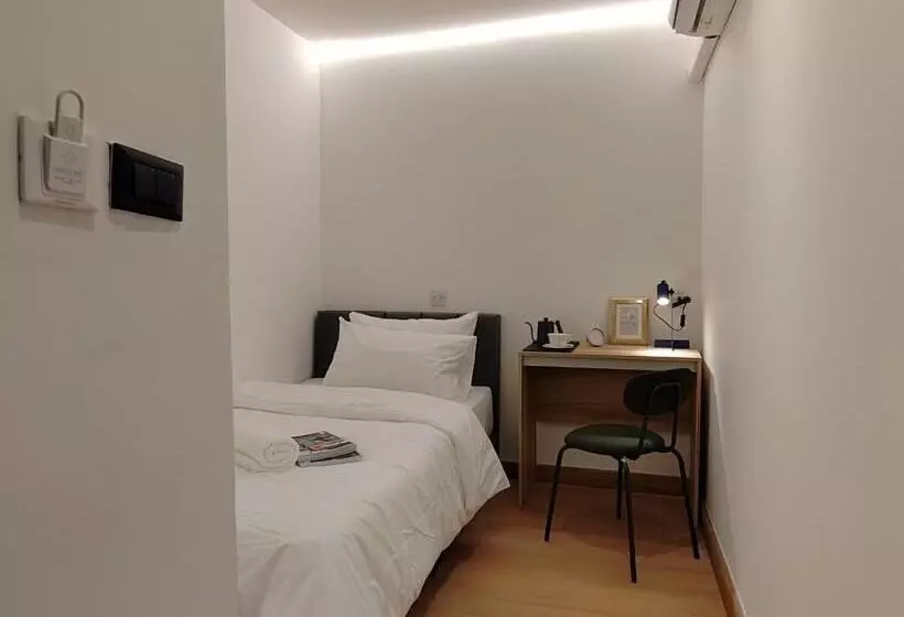 The Motuga Hostel Bangkok