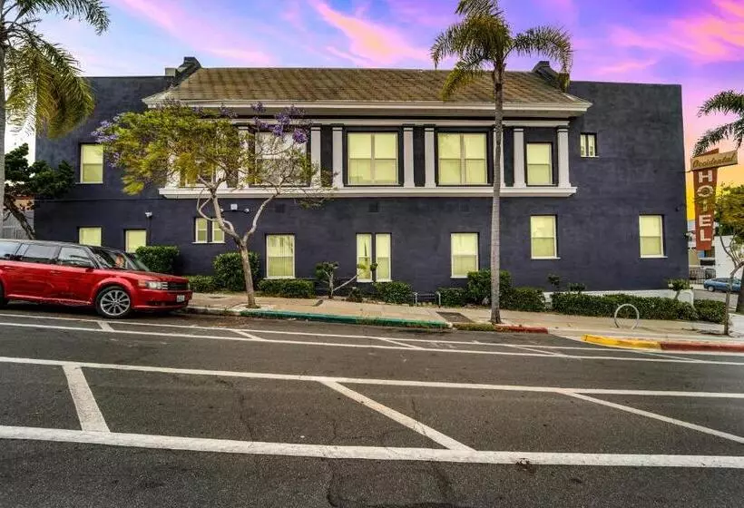 Balboa Park Hotel   Walk To Little Italy   Queen