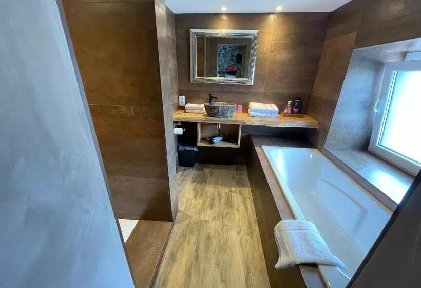 تختخواب و صبحانه Les Chambres De Laurette