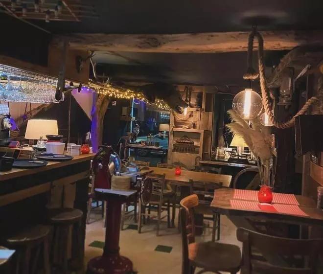 تختخواب و صبحانه Les Chambres De Laurette