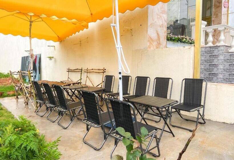 هتل Nhà Nghĩ Khách Sạn đà Lạt Nl