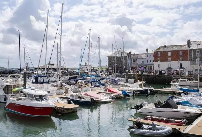 Hotelli Prospect House