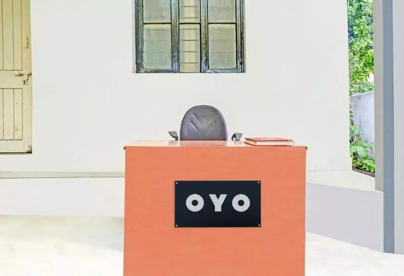 Oyo 82458 Hotel Shivshakti