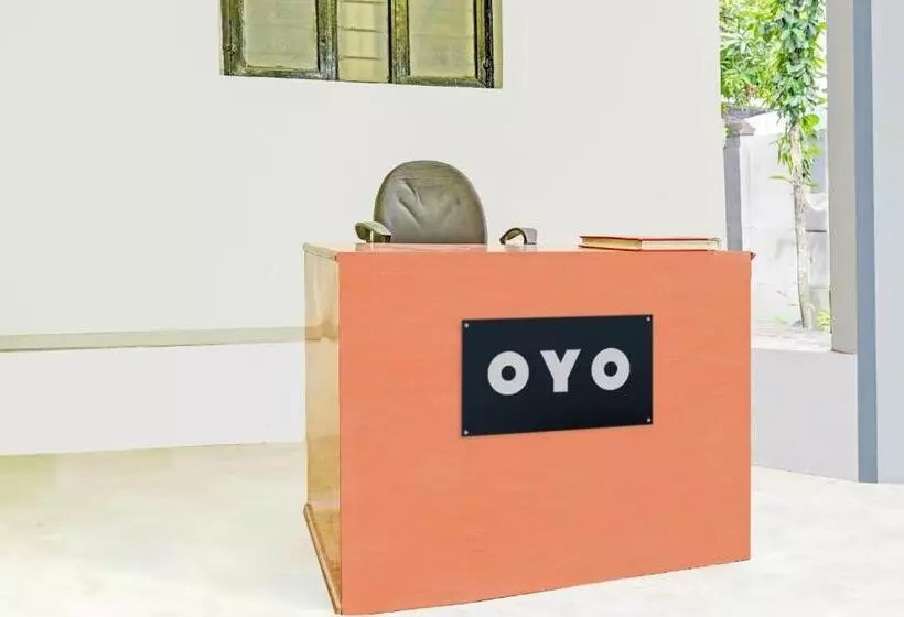 Oyo 82458 Hotel Shivshakti