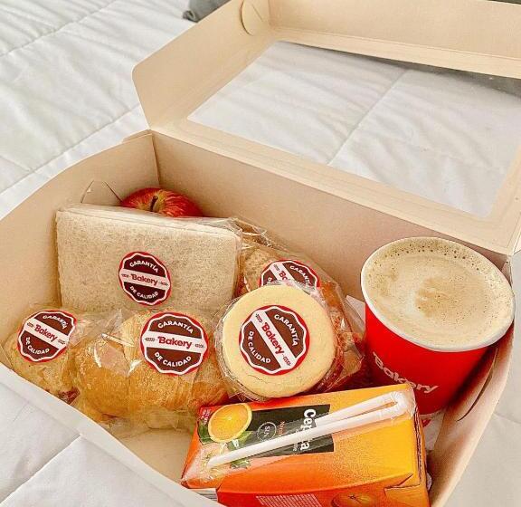 We The People Palermo Hollywood