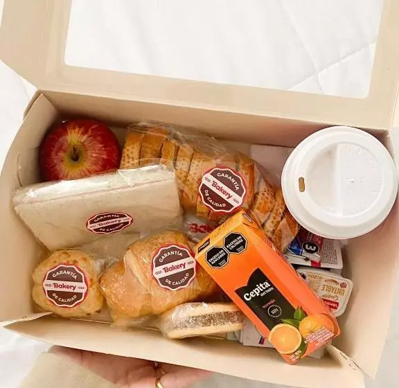 We The People Palermo Hollywood