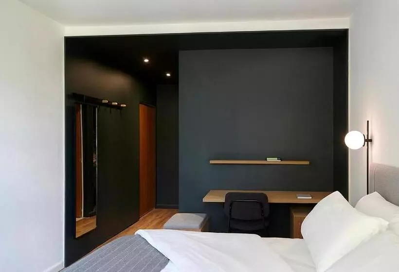 We The People Palermo Hollywood