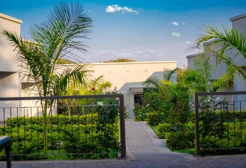 تختخواب و صبحانه Fidelity Lodgings
