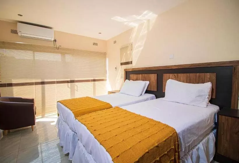 تختخواب و صبحانه Fidelity Lodgings