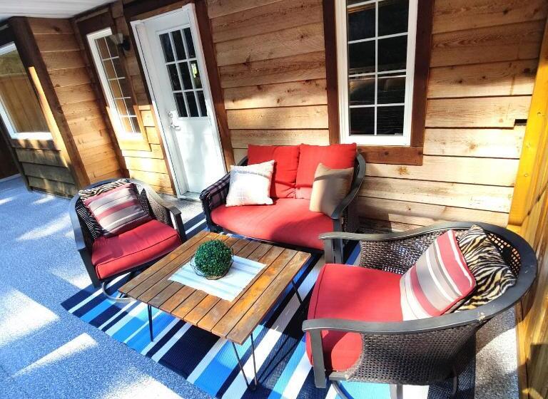 Bed and Breakfast Hummingbird Lodge Bnb