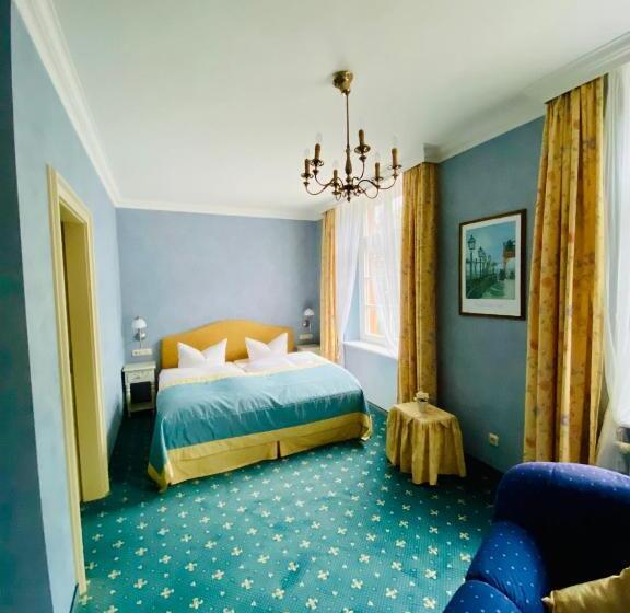 مبيت وإفطار Schloss Karow