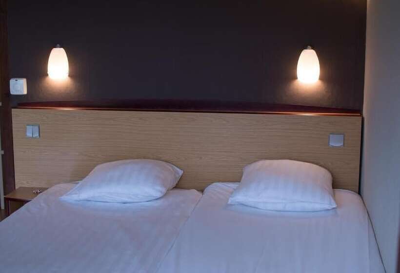 호텔 Sleep & Go Brugge