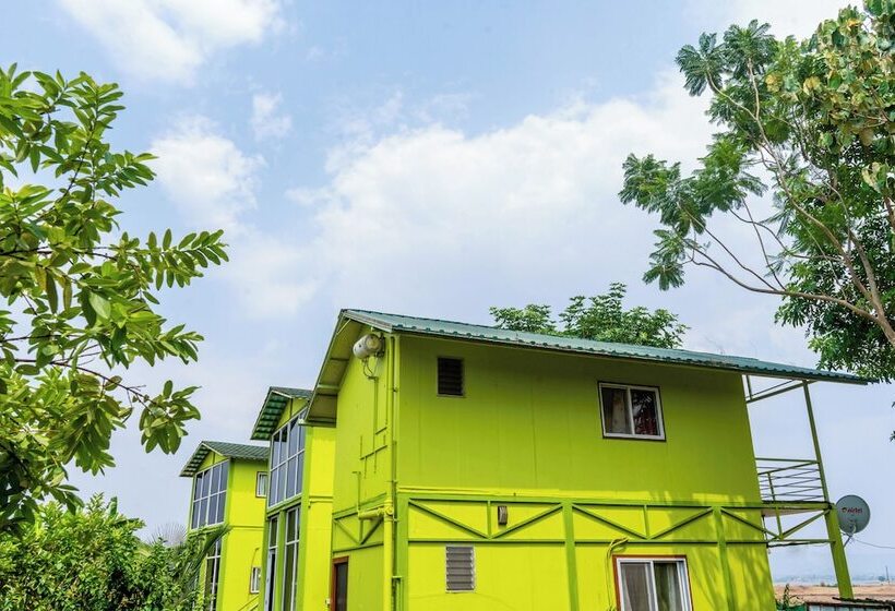 ホテル The Riverine Stay By Igatpuri