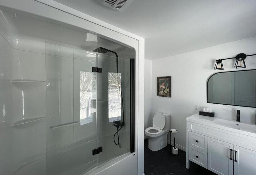 La Maison Rouge Bed & Breakfast La Pocatière