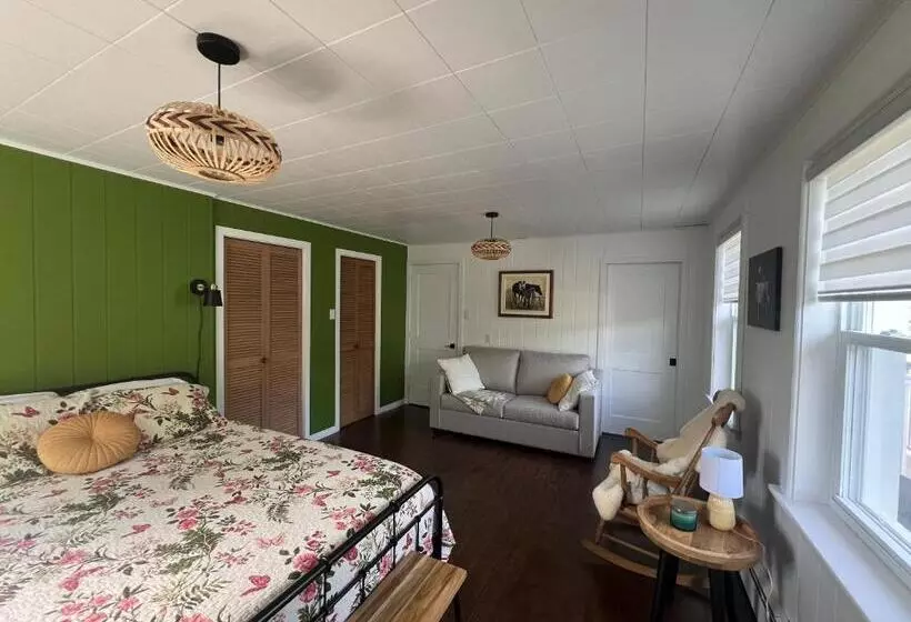 La Maison Rouge   Bed & Breakfast   La Pocatière