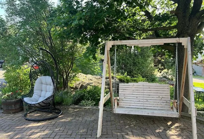 La Maison Rouge   Bed & Breakfast   La Pocatière