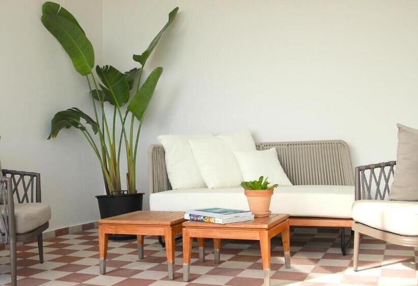 Liv & Co Suites & Villas