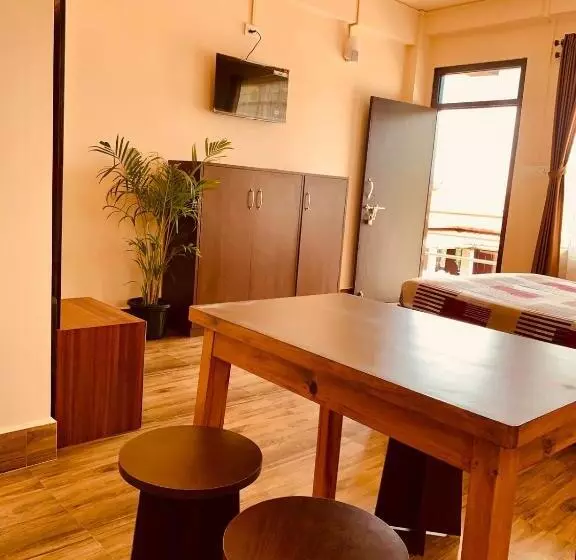 Majatalo Hillside Haven Homestay