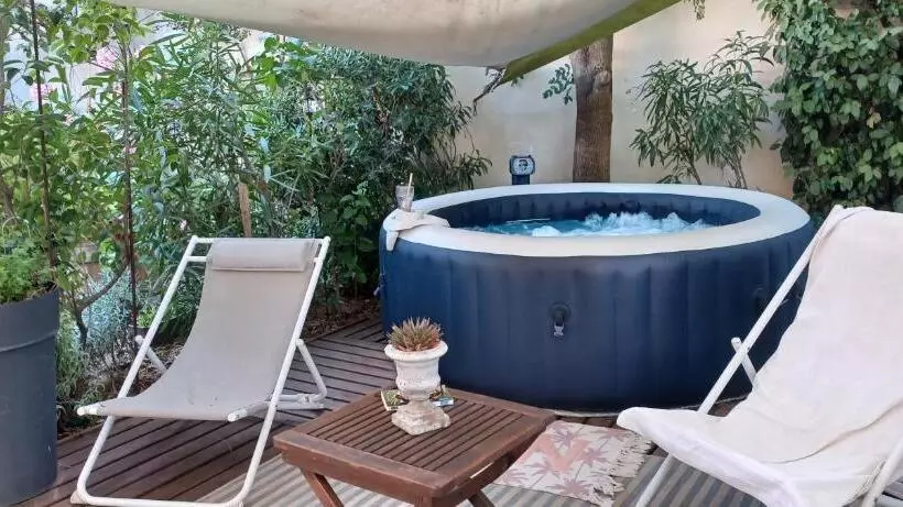 ペンション Villa Benvengudo