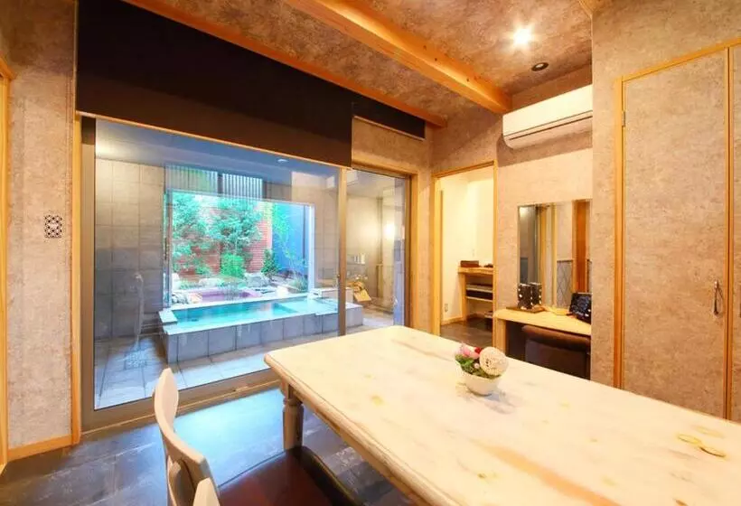 ریوکان 匠晴の宿 心庵