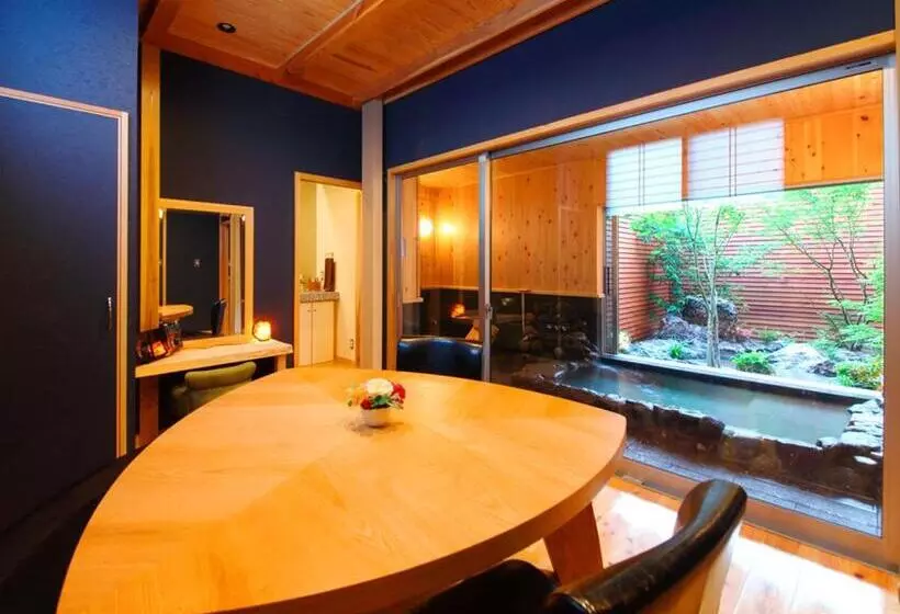 ریوکان 匠晴の宿 心庵