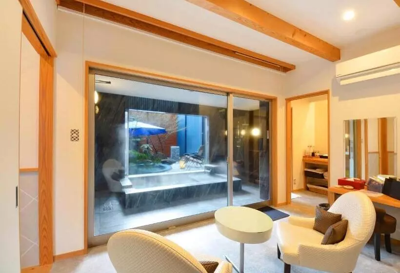 ریوکان 匠晴の宿 心庵