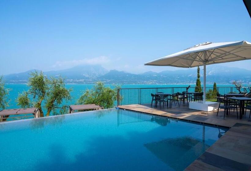 Sky View Garda Lake By Hotel Galvani