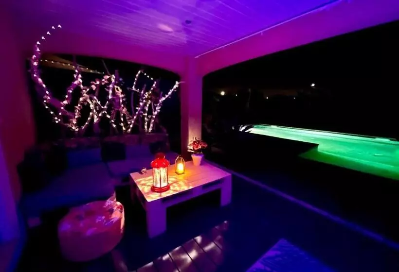 Aamiaismajoitus (B&B) Suite De Charme   So Chic So Romantic