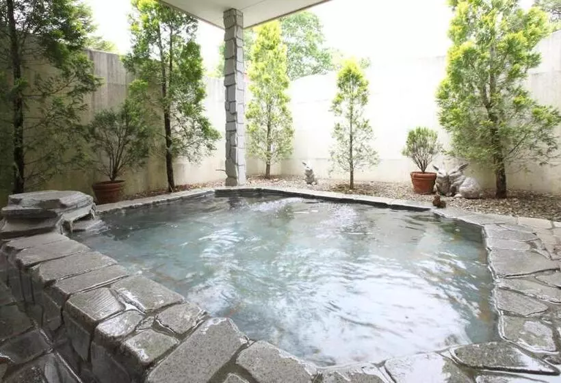 Hotelli 那須高原の宿菊