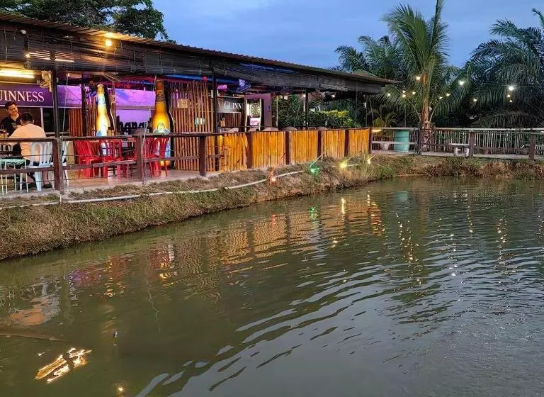 ペンション Ovilla Home B&b