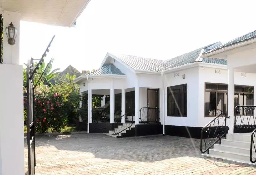 Majatalo Oya Guest House