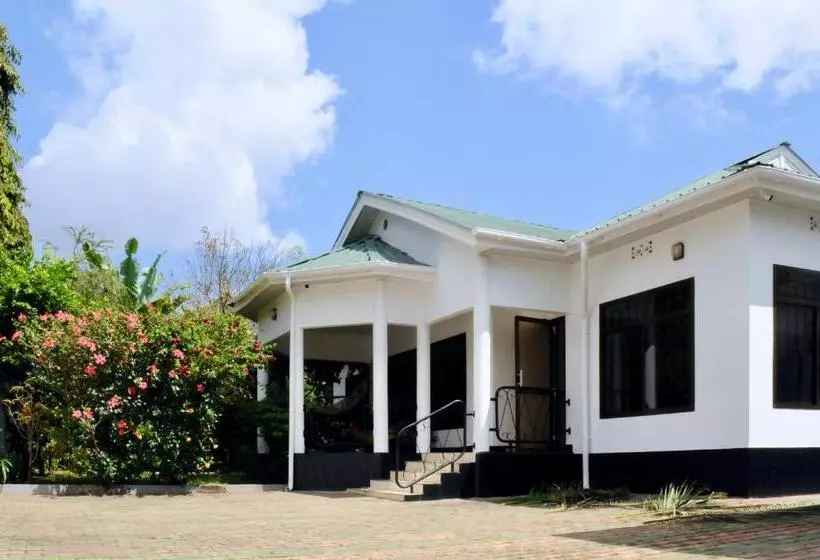 Majatalo Oya Guest House