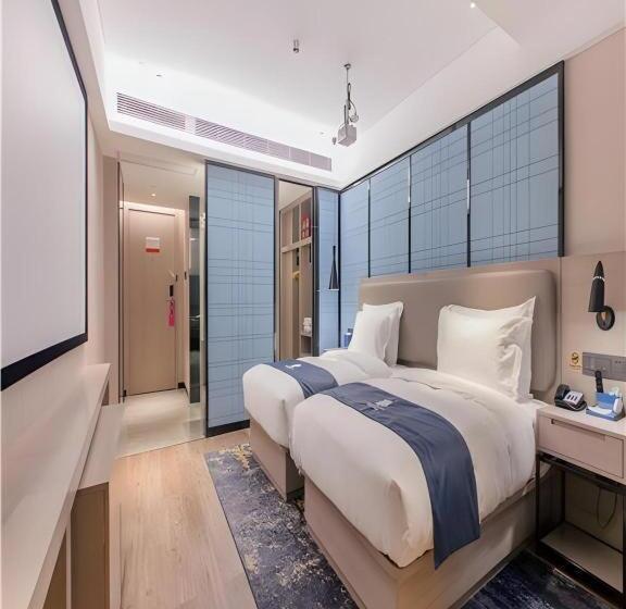Echarm Hotel Wuhan Huangpi Xiangyang Avenue