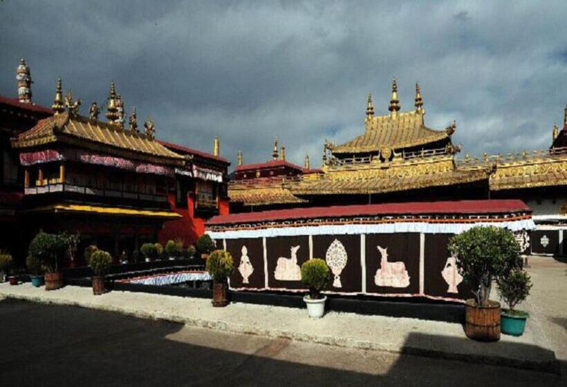 Lavande Hotels Lhasa Municipal Government Tibet University